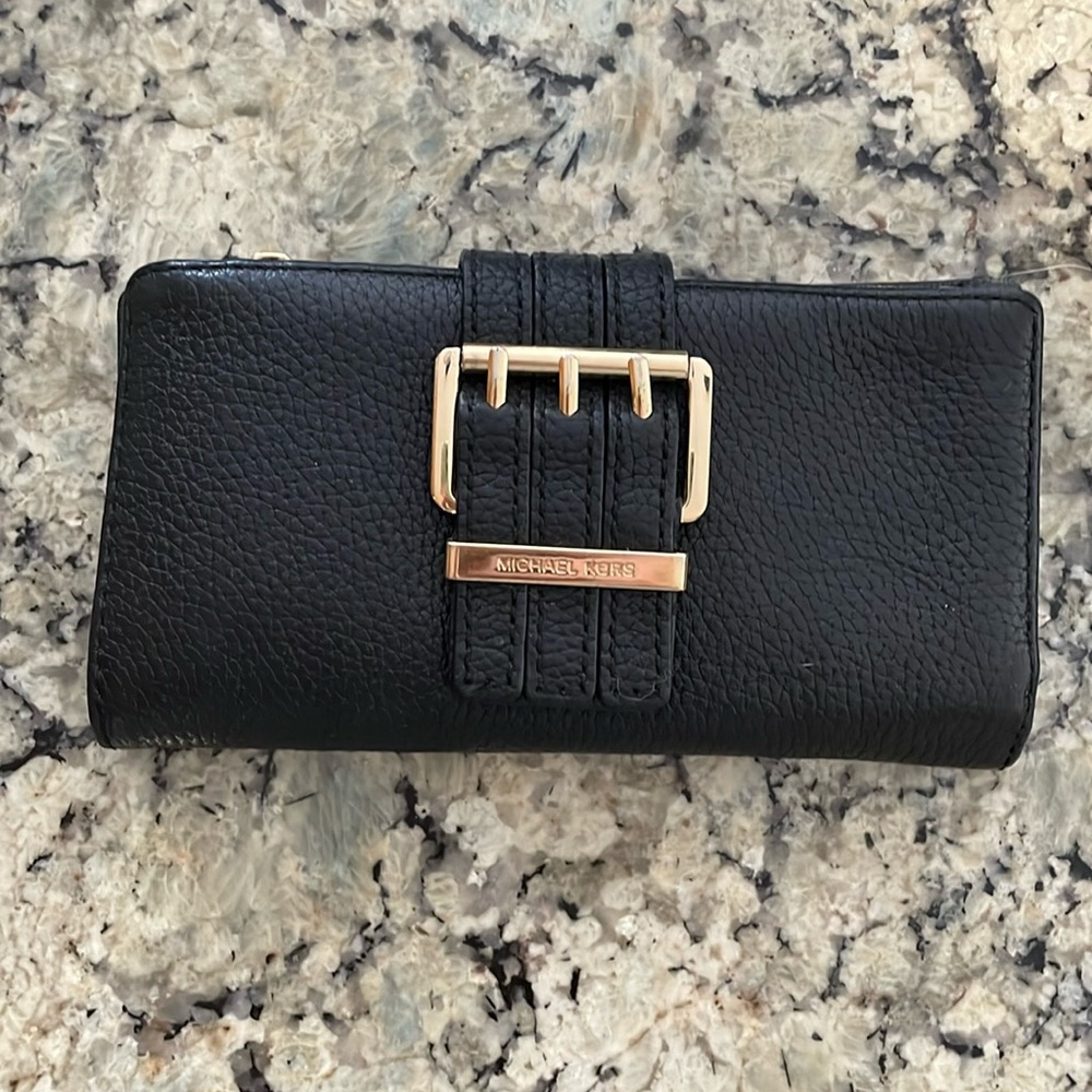 Micheal Korrs black leather wallet
